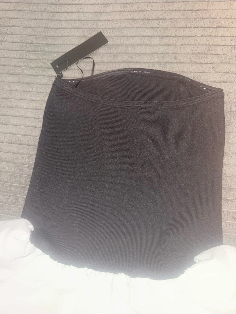 Two-Tone Black & White Ruffle Hem Skirt - Picture 2 of 4